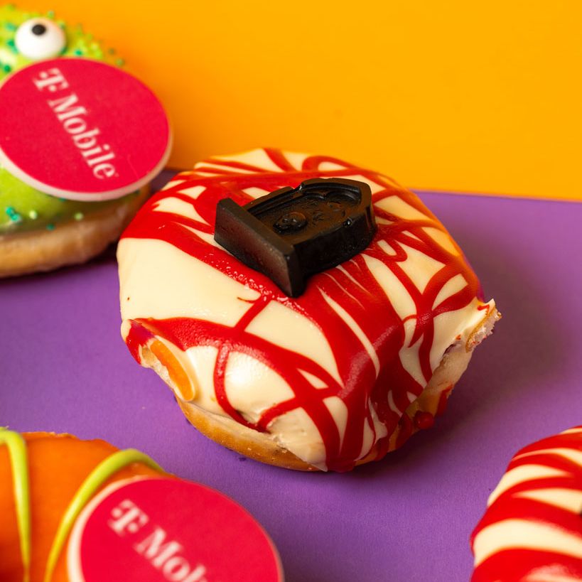 "Corporate Halloween" Mini-Donut Geschenkbox mit Logo (VG)
